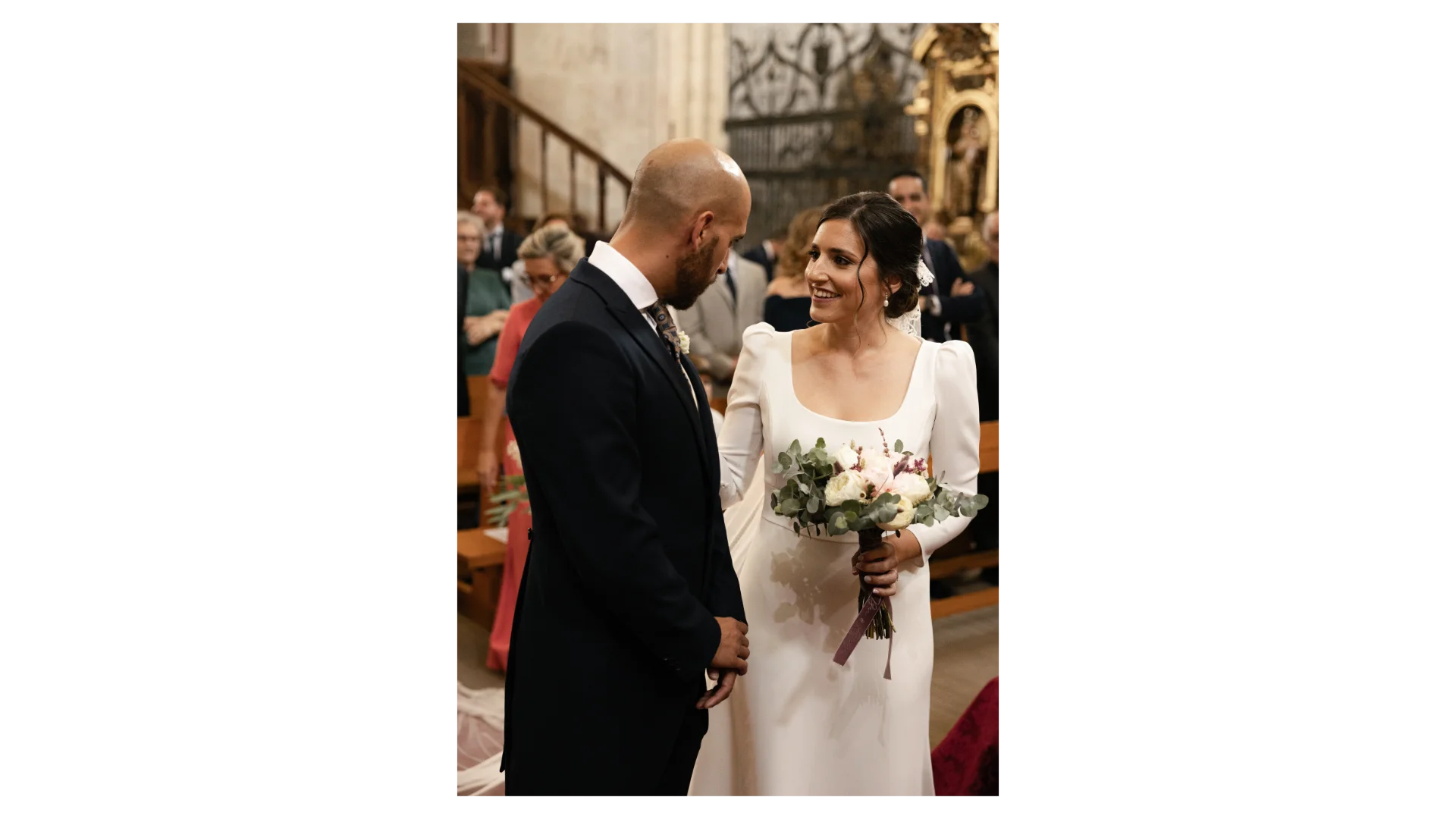 Ceremonia en La Leyenda — boda en Mucientes, Valladolid.