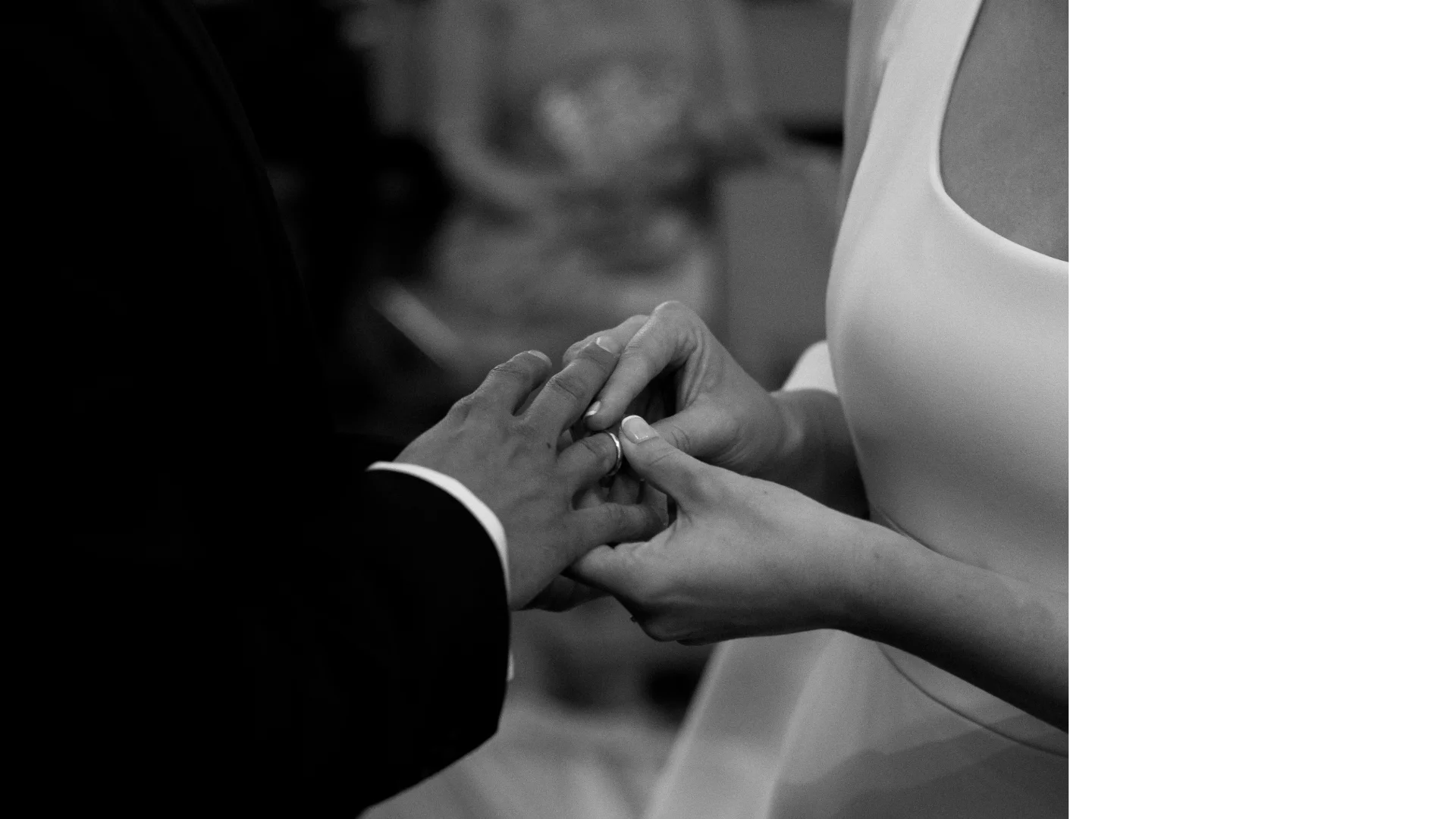 Ceremonia en La Leyenda — boda en Mucientes, Valladolid.