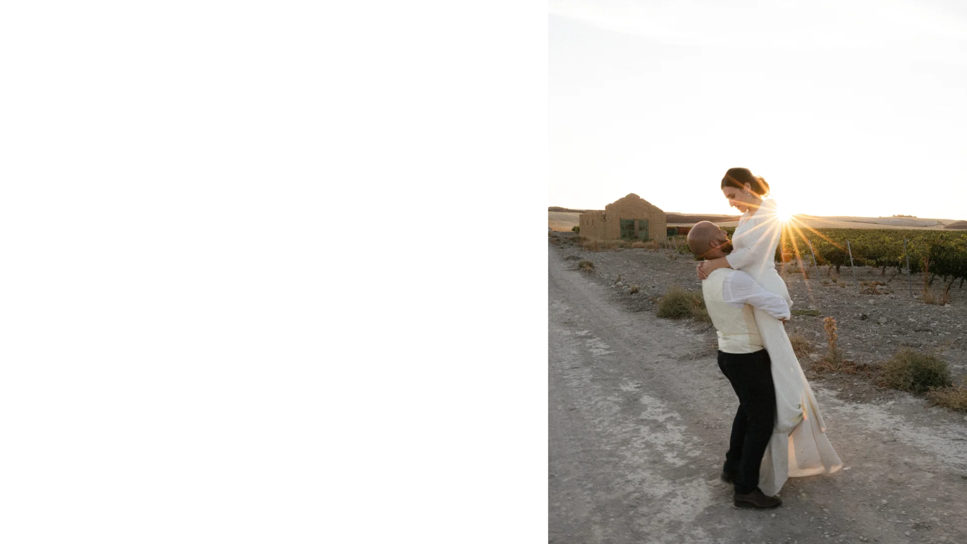 Sesión de pareja en La Leyenda — retratos editoriales en Valladolid.