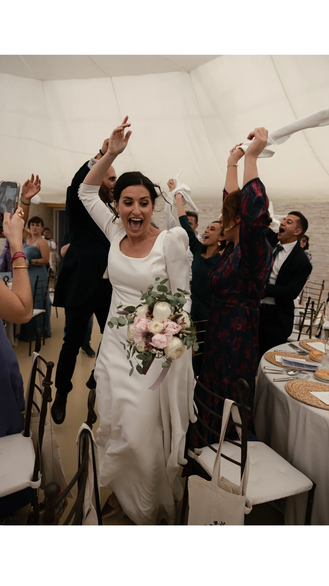 Cóctel y banquete en La Leyenda — boda en Valladolid.