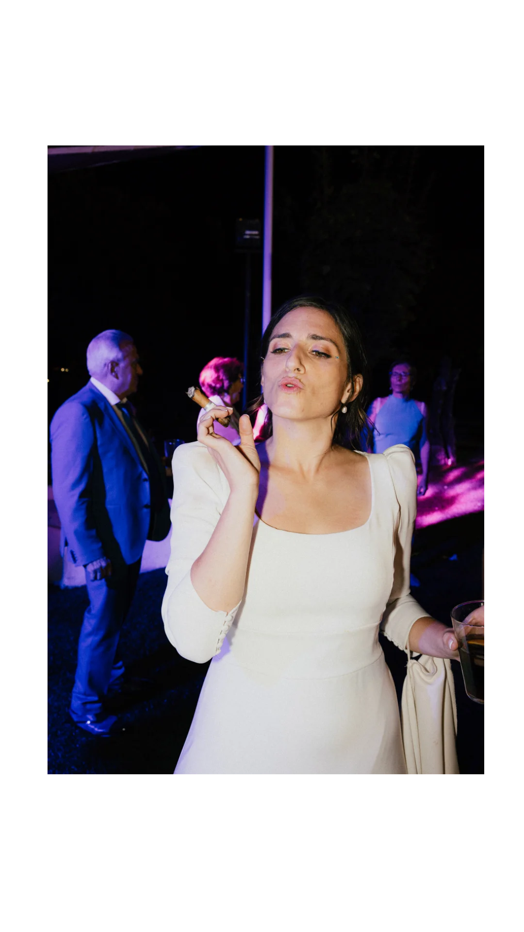 Fiesta y baile en La Leyenda — celebración nupcial en Valladolid.