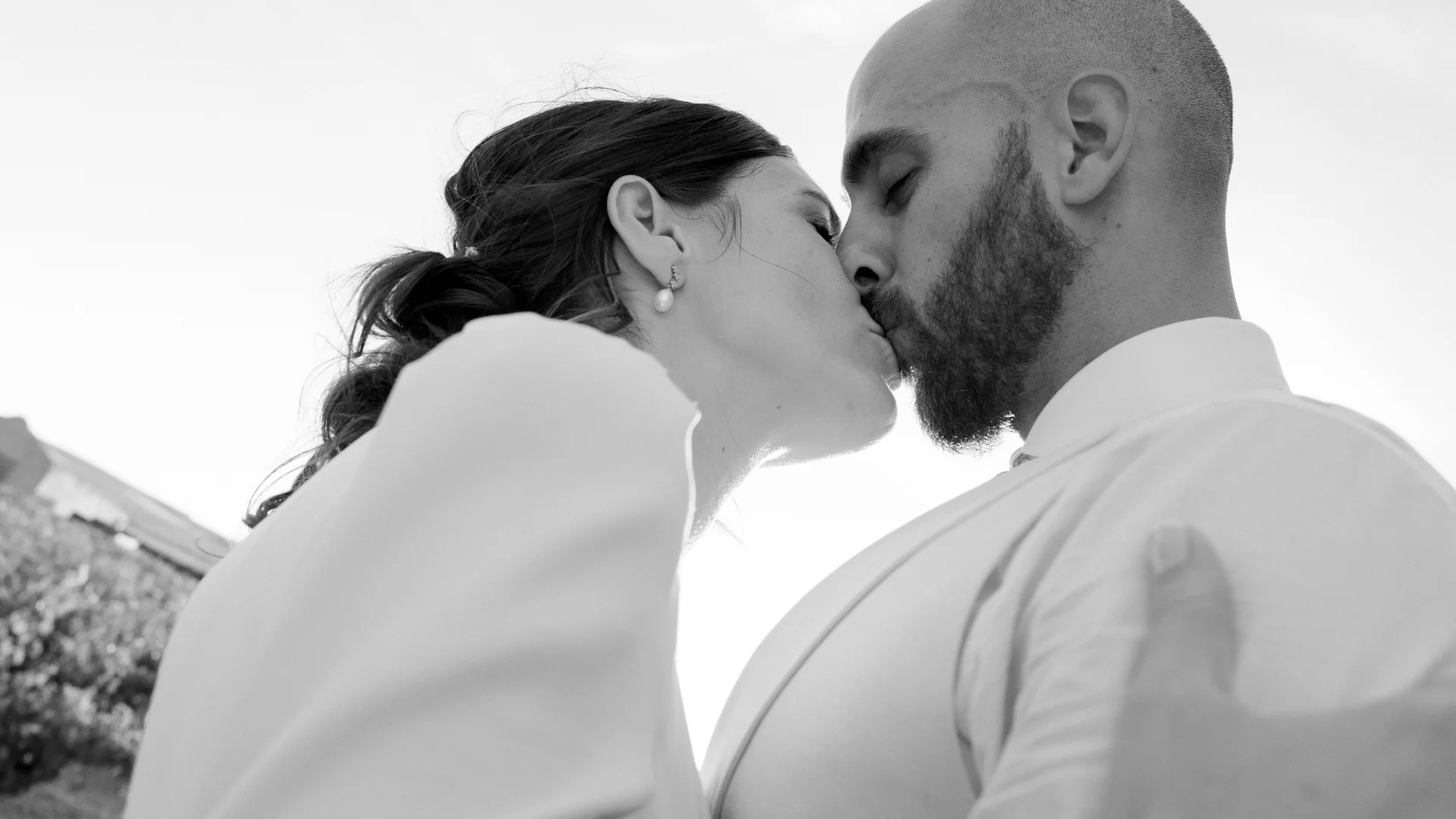 Sesión de pareja en La Leyenda — retratos editoriales en Valladolid.