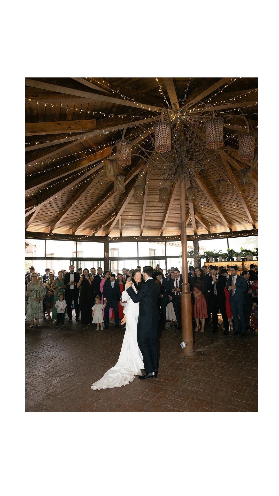 Fiesta de boda en la Sierra de Madrid fotografía